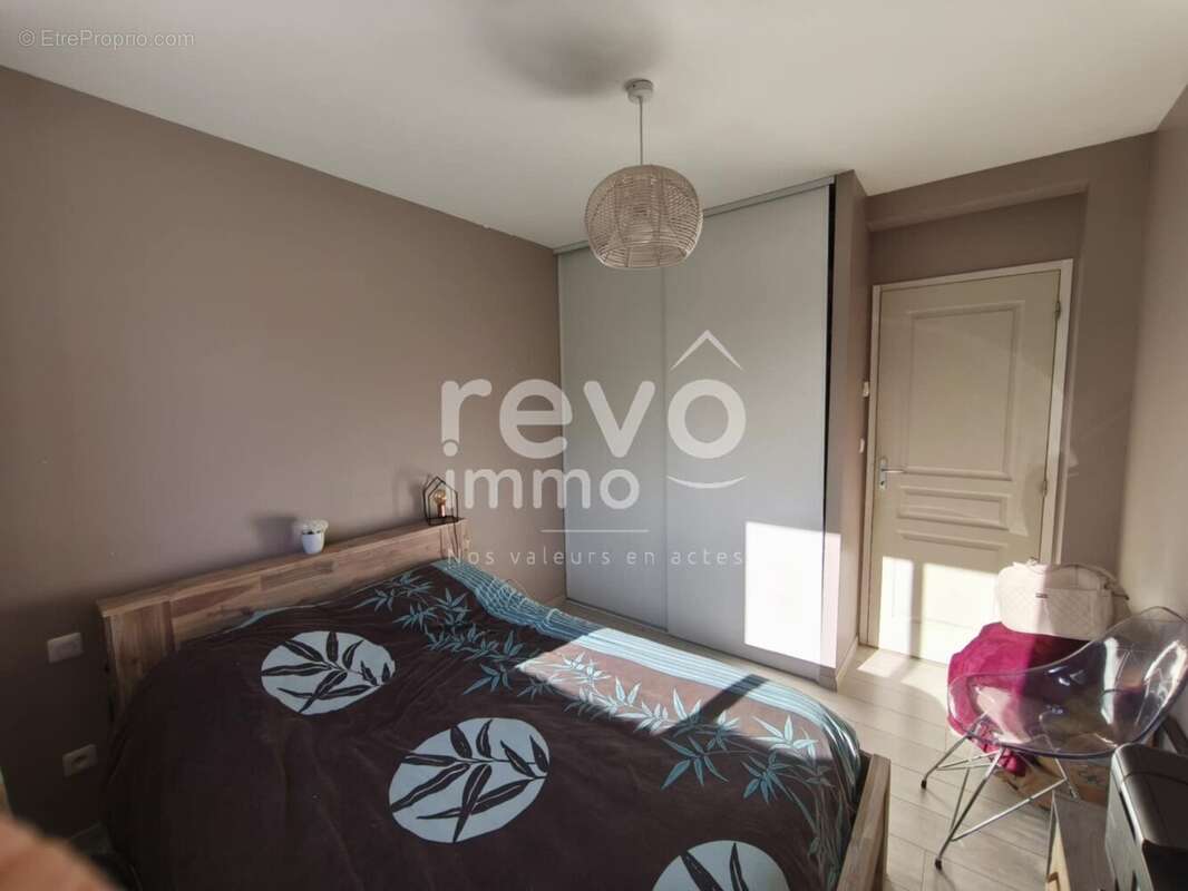 Maison à VOIVRES-LES-LE-MANS