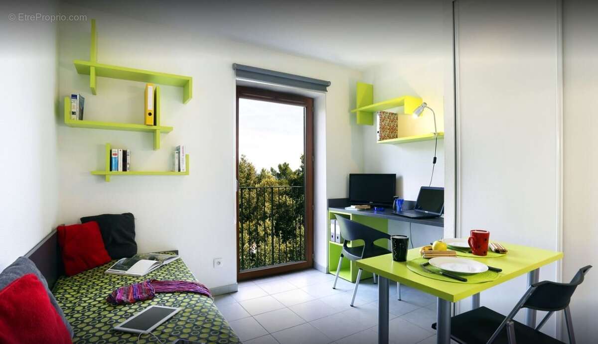 INVESTISSEMENT LOCATIF  Biot  Résidence étudiante Le Magister - 4,58 % de rentabilité - photo 2