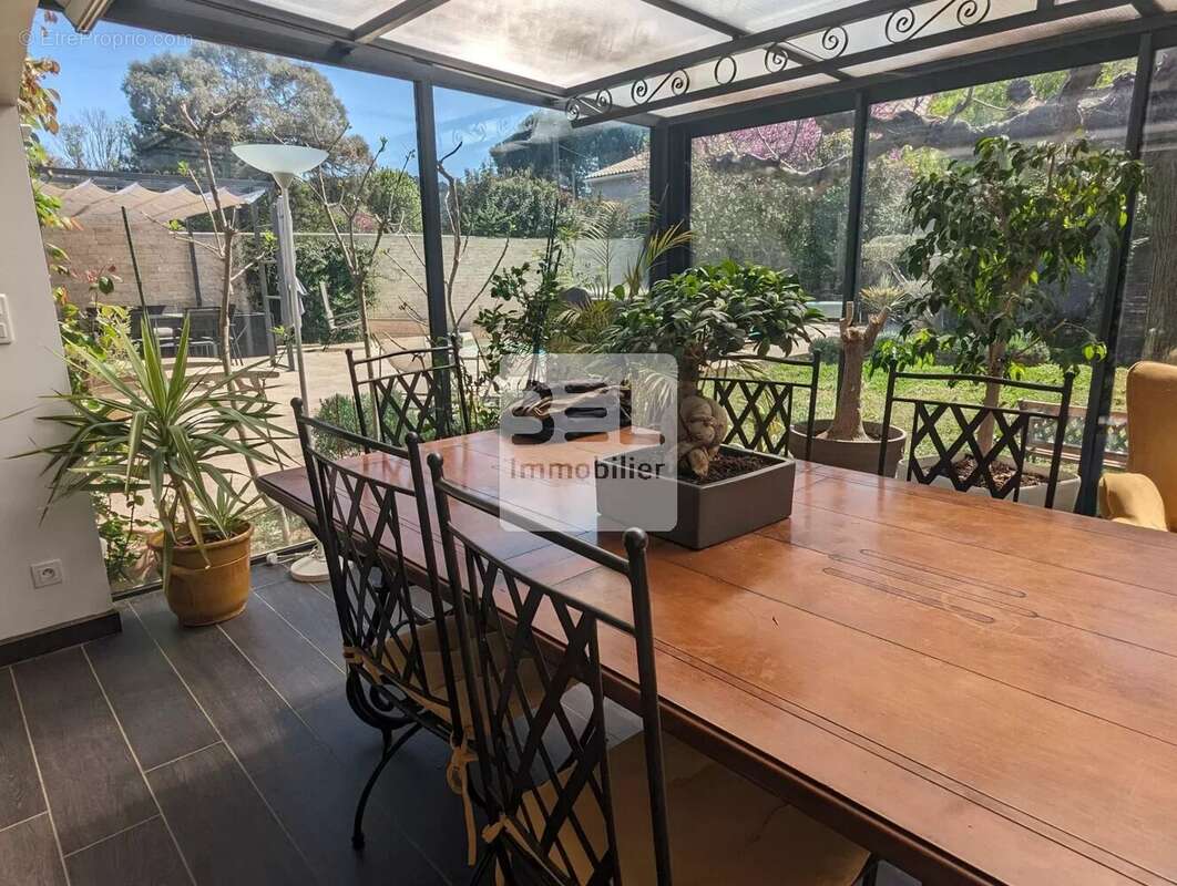 Maison à BAGNOLS-SUR-CEZE