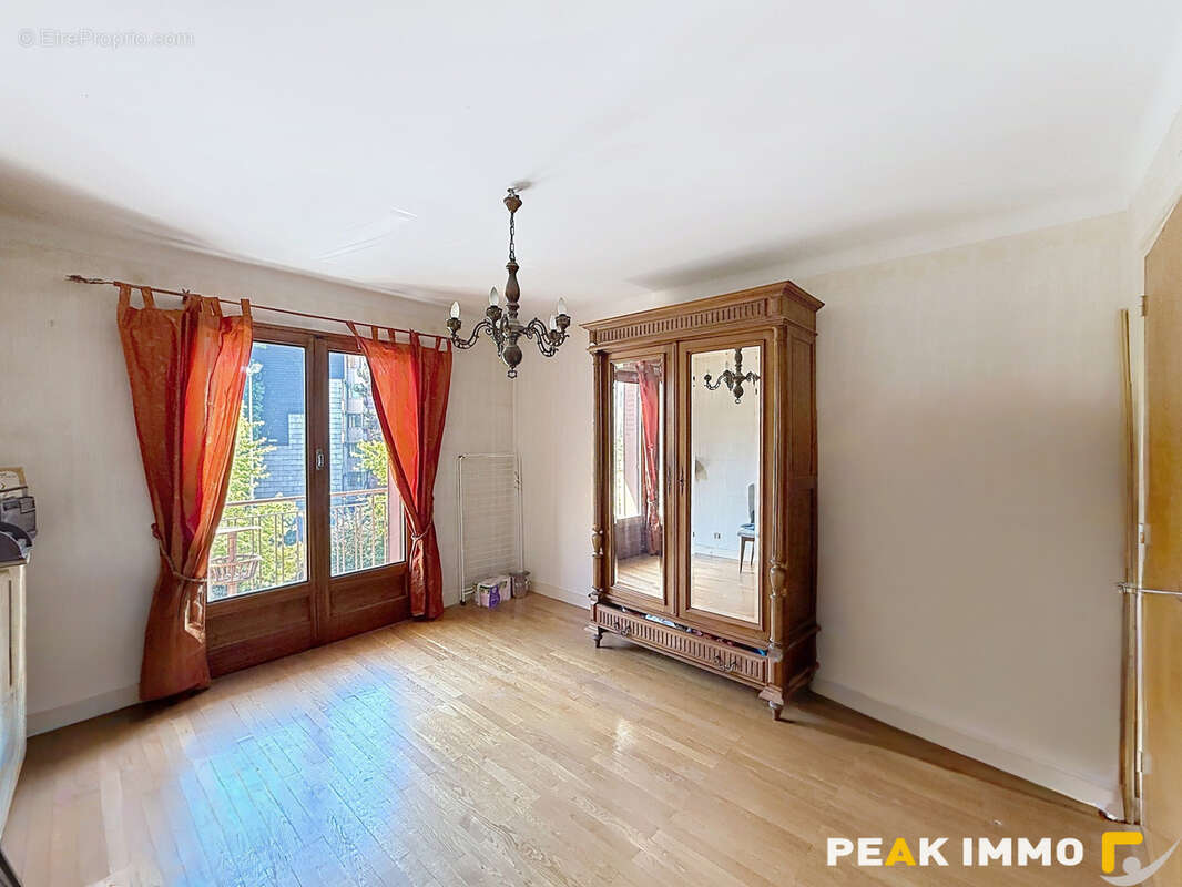 T3 - 76m2 - Secteur des Pommaries - 2 balcons - cave - - photo 7