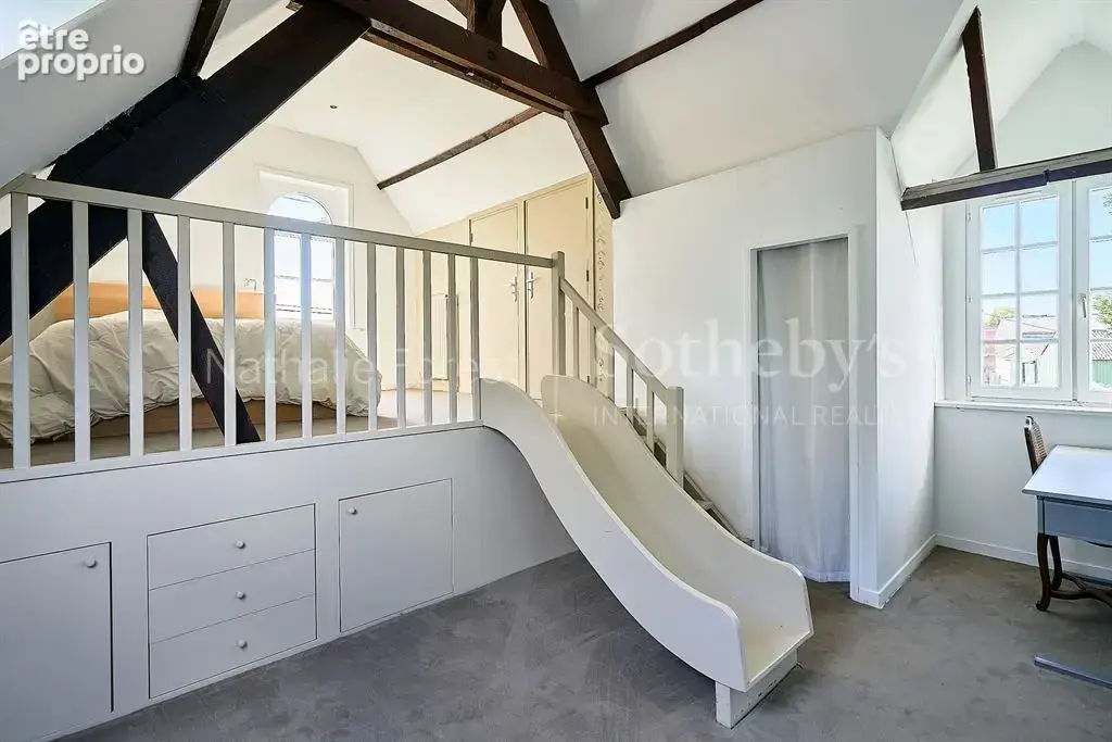 Linselles , charmante ferme au carré sur 2700 m2 de terrain , 6 ch , 5 box , 3 garages - photo 17