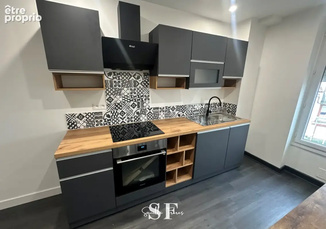 Agen centre - immeuble de 5 appartements loues et deux garages loues - photo 3