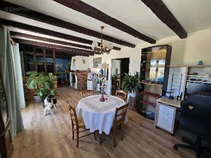 Maison à NONANCOURT