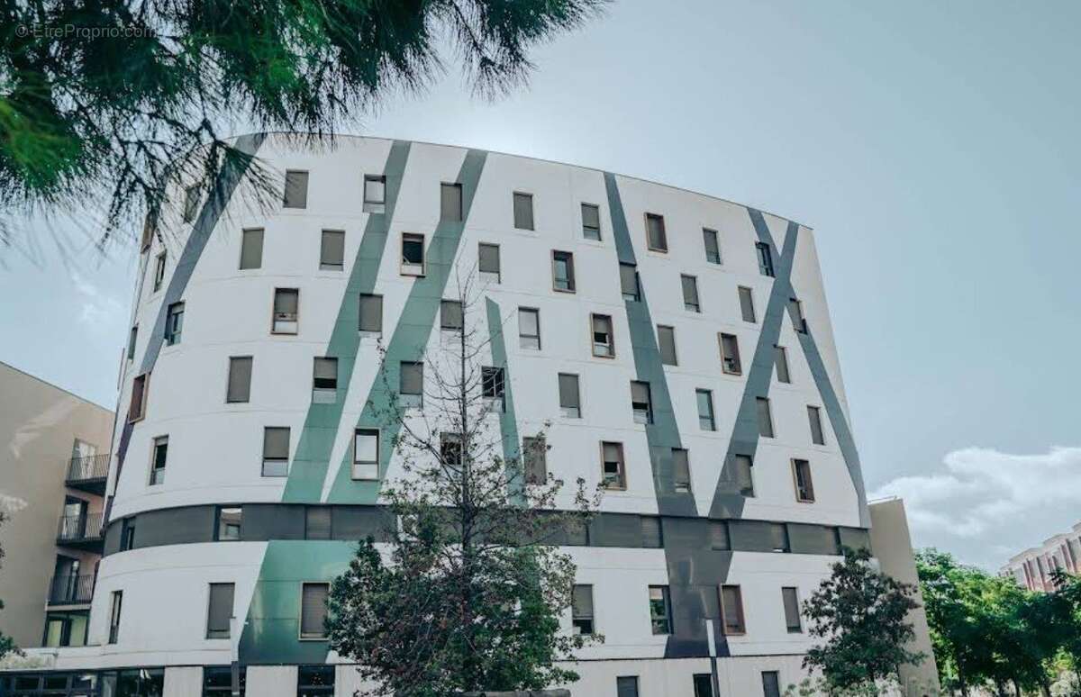 INVESTISSEMENT LOCATIF  Montpellier  Résidence étudiante Lokora Montpellier Rambla - 5,7 % de rentabilité - photo 13