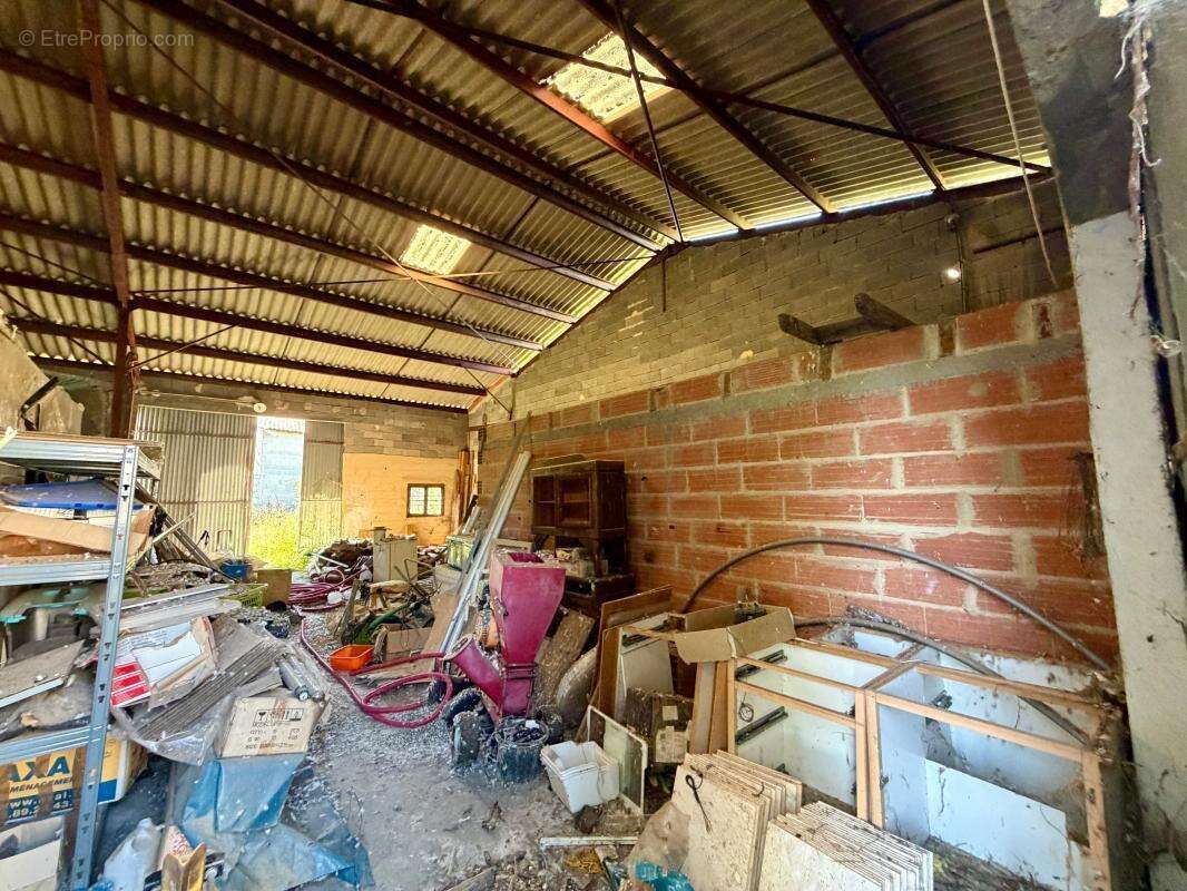 Vue et tranquillité pour cette maison avec hangar de 200m2 - photo 13
