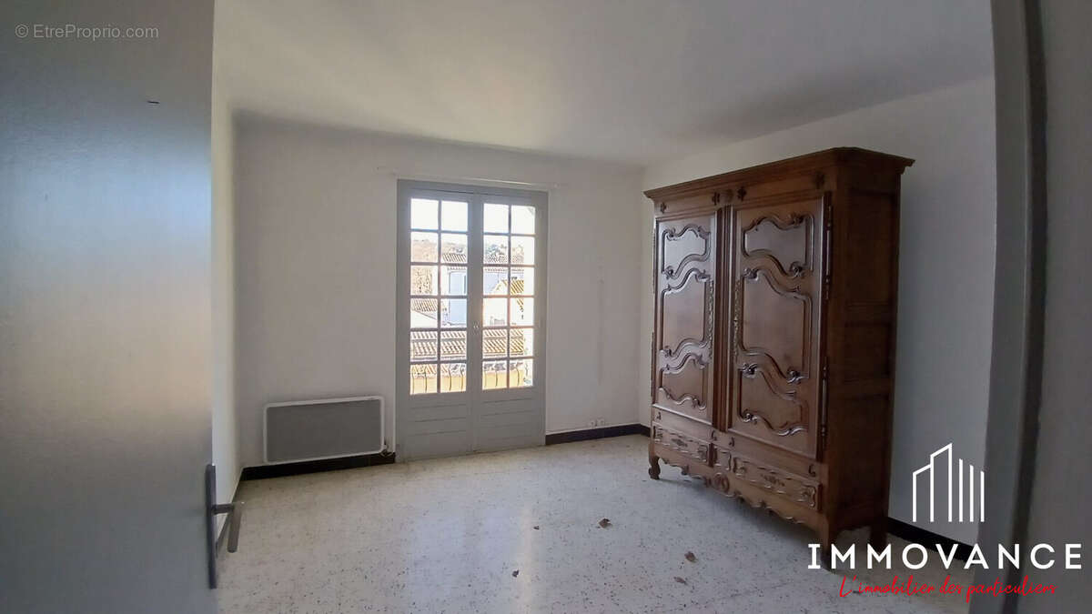 Maison à LEZIGNAN-LA-CEBE