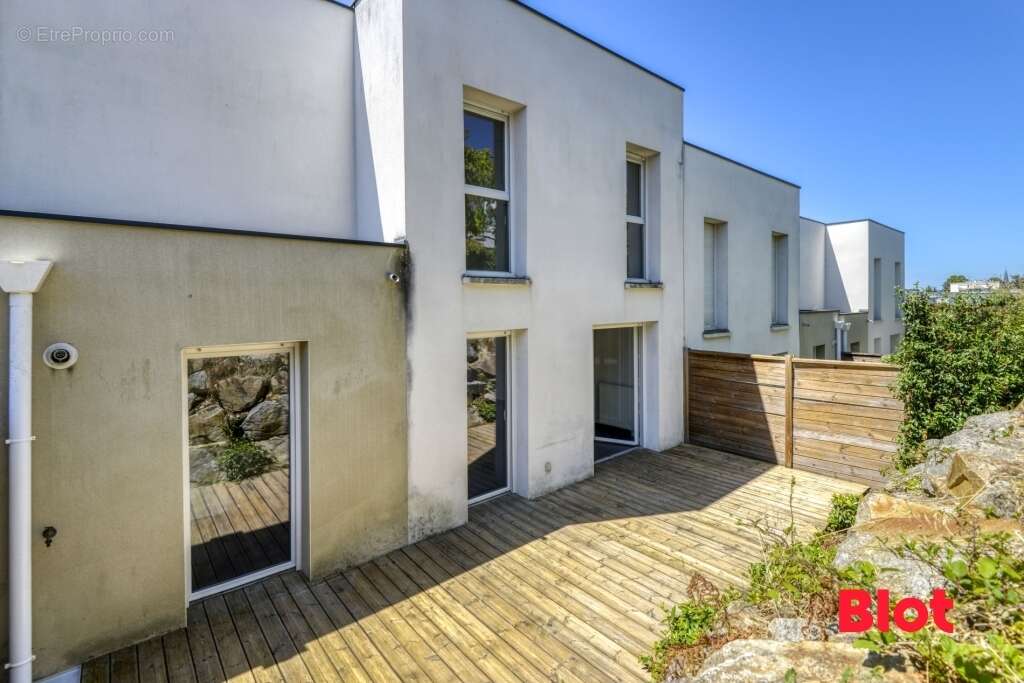 Maison 93 m² à Saint-Herblain  - photo 8