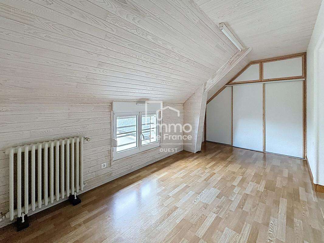 Maison à MARCILLE-LA-VILLE