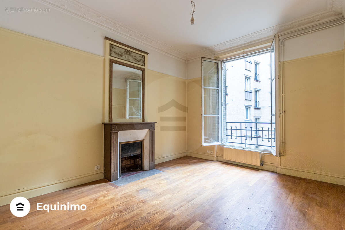 Appartement à PARIS-15E