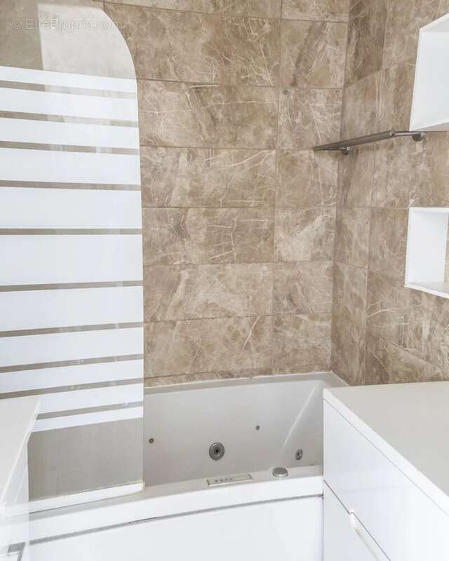 Appartement à CALUIRE-ET-CUIRE