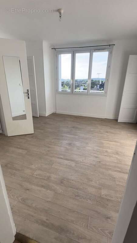 Appartement à AUBERGENVILLE