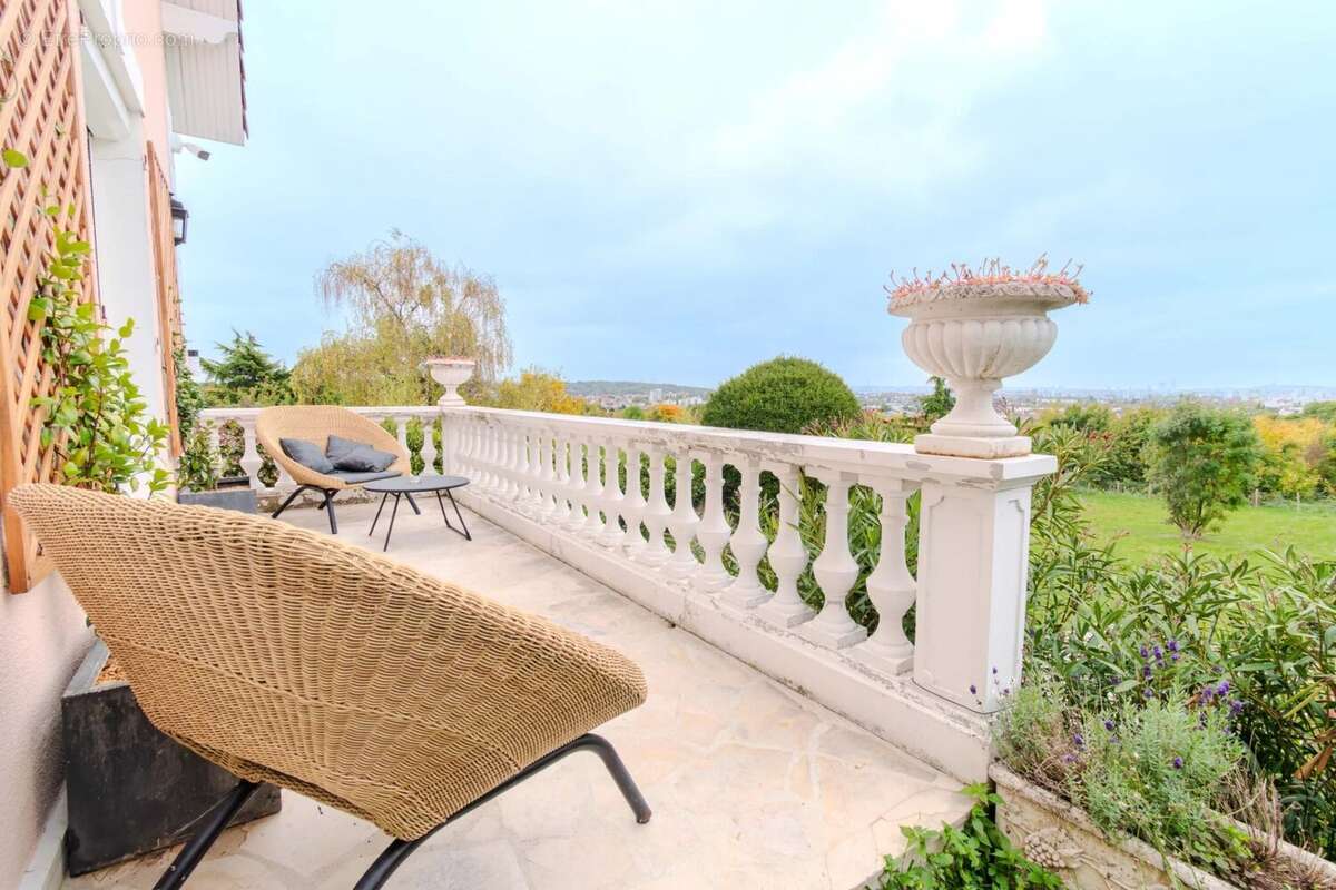 Maison à DEUIL-LA-BARRE