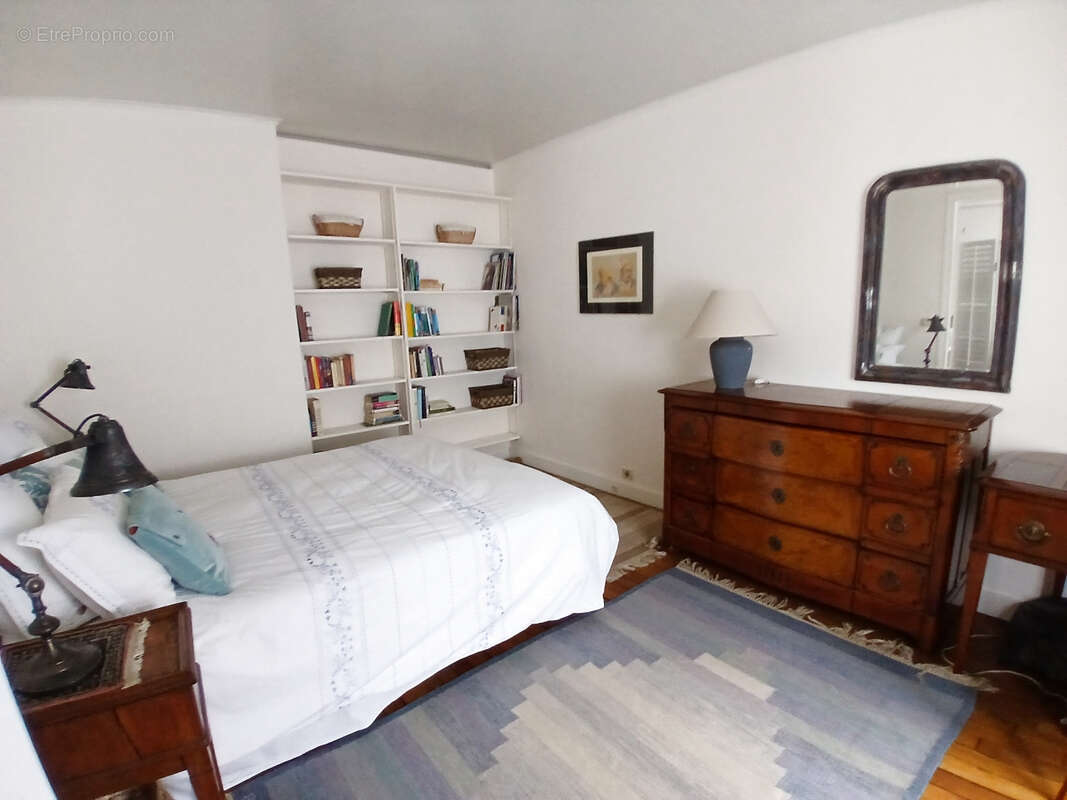 Appartement à PARIS-12E