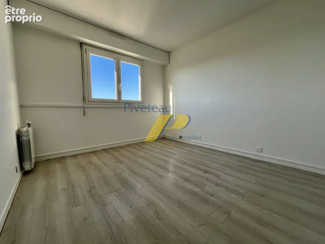 Appartement 4 pièces 82 m² à vendre à Reze (44400) - photo 8