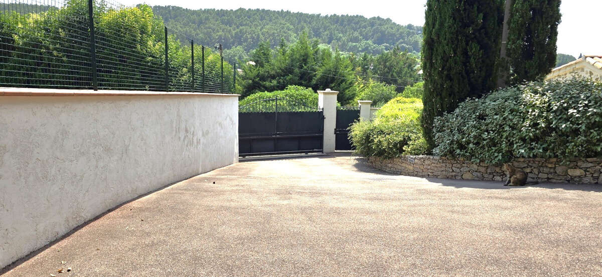 Maison à DRAGUIGNAN