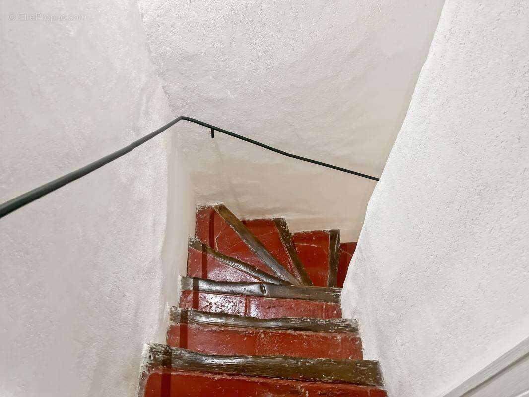 Maison à POMEROLS