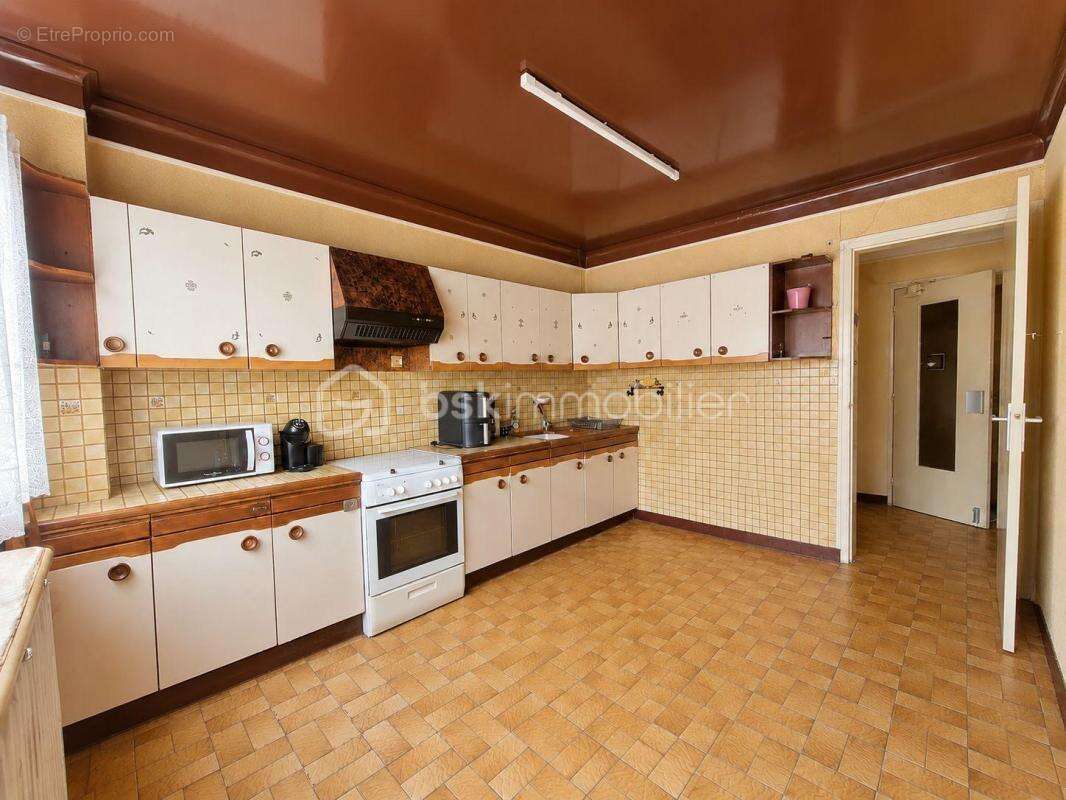 Maison familiale de 83 m² avec jardin, garage et dépendance - photo 9