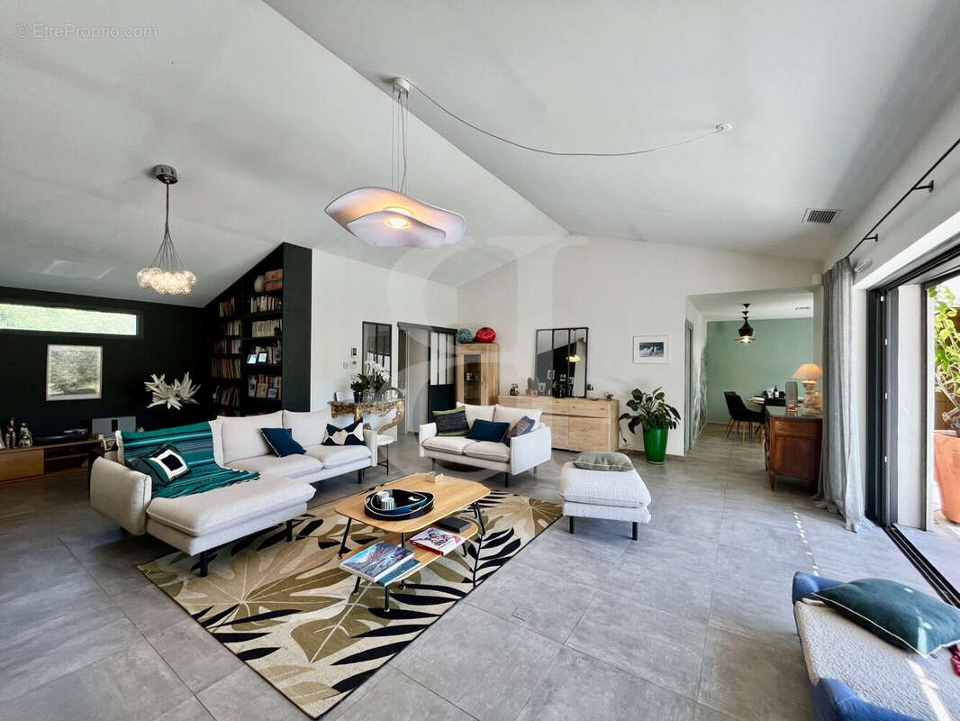 Maison à SAINT-REMY-DE-PROVENCE