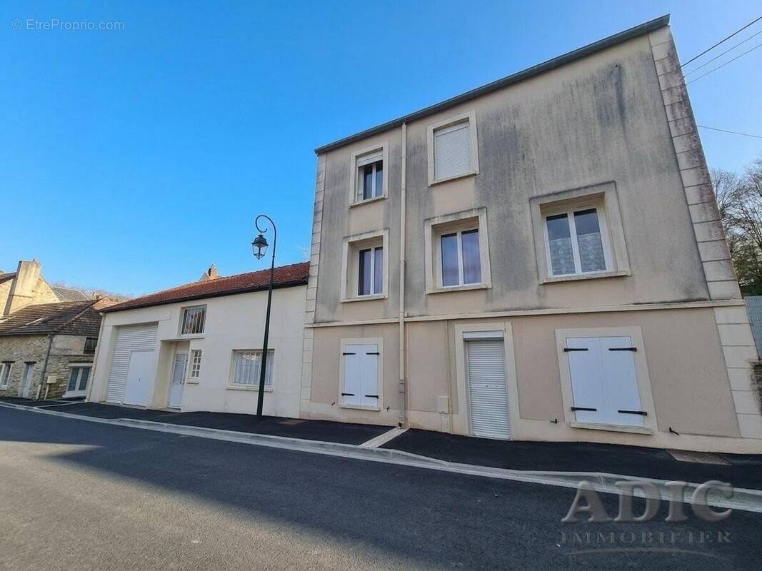 Maison à NANTEUIL-LE-HAUDOUIN