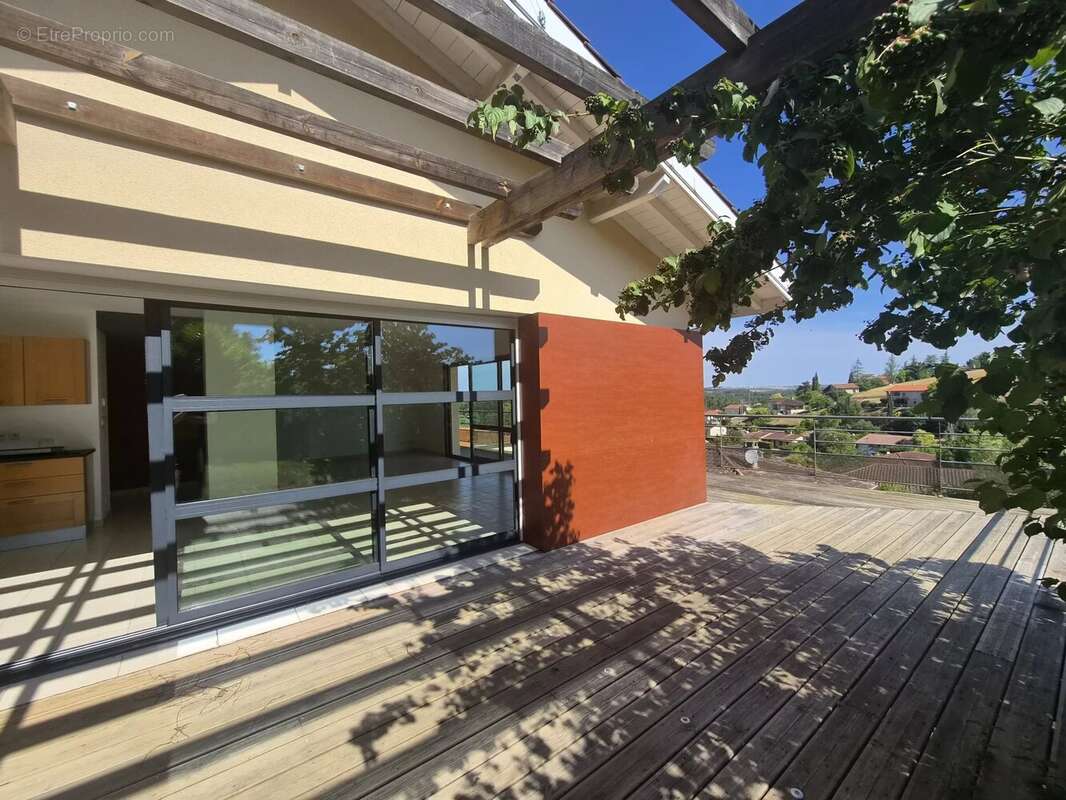 Preignan - Belle villa contemporaine Type 4 avec vue dégagée - photo 2
