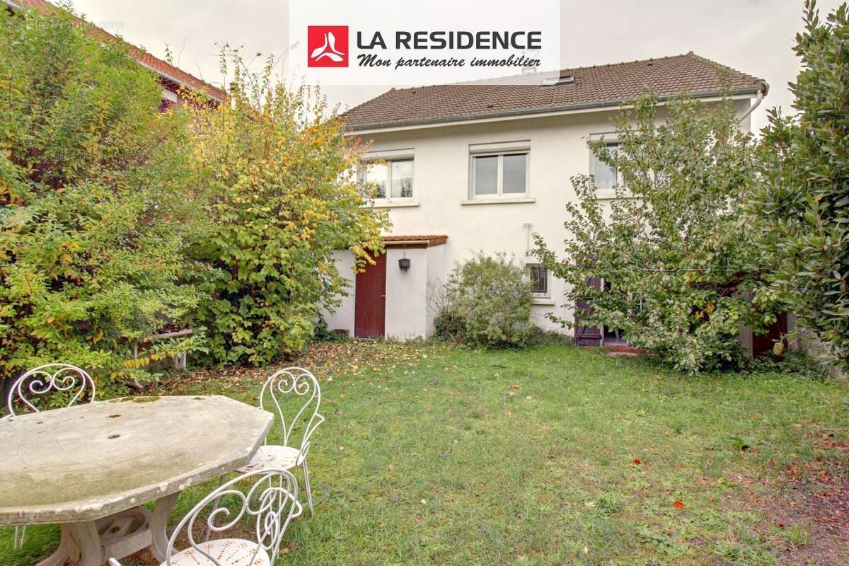 Maison à CONFLANS-SAINTE-HONORINE