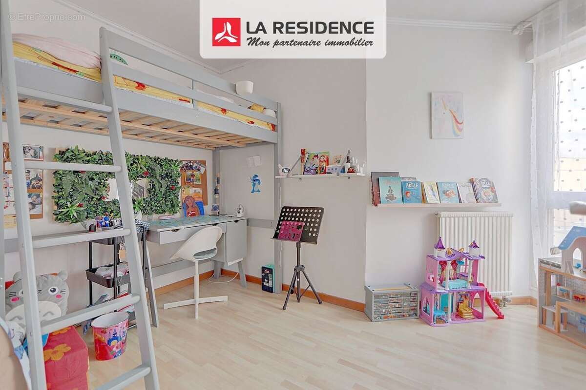 Appartement à TAVERNY