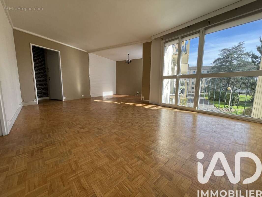 Photo 4 - Appartement à COMPIEGNE
