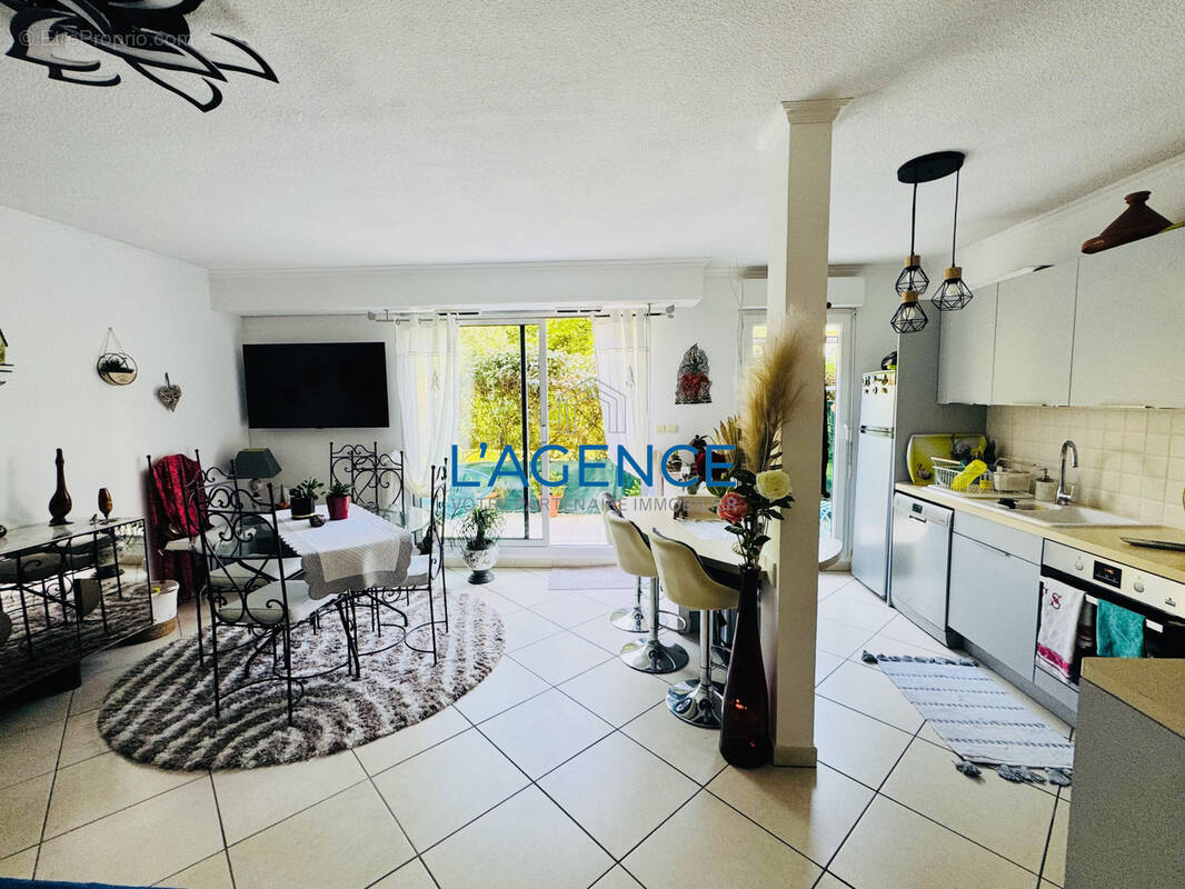 Appartement à HYERES