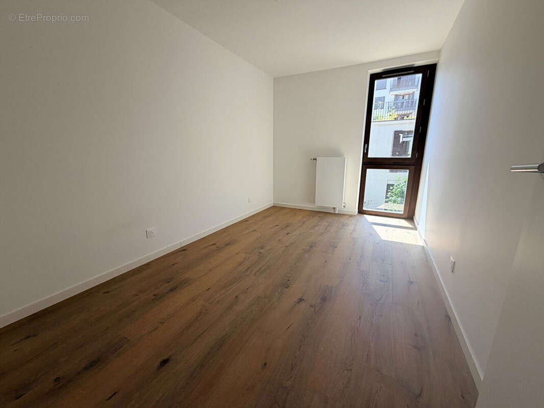 Appartement 92m² à nanterre - photo 7