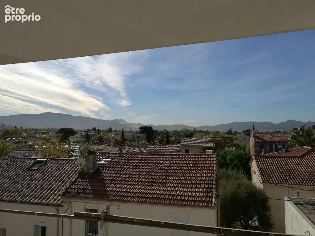 Appartement à MARSEILLE-12E