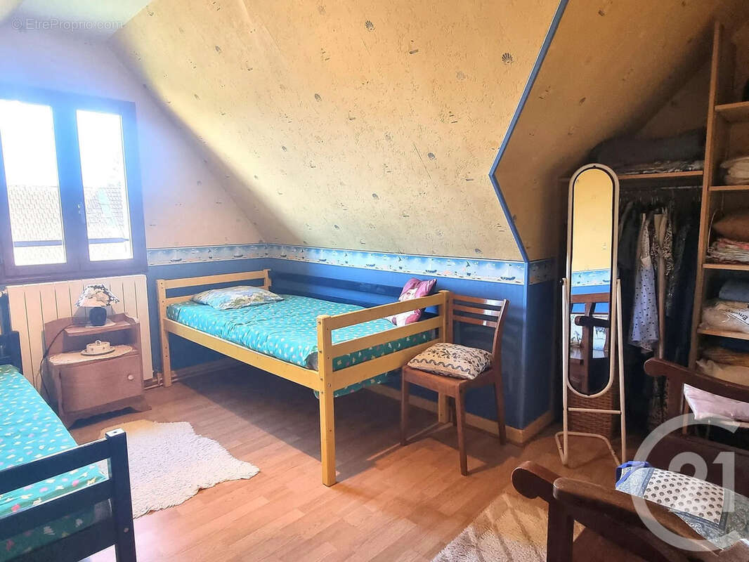 Maison à SAINT-SATUR