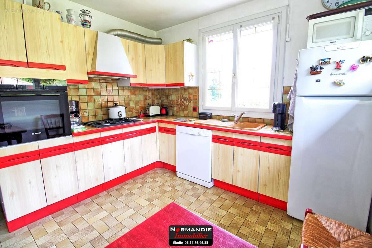 Maison à PETIT-COURONNE