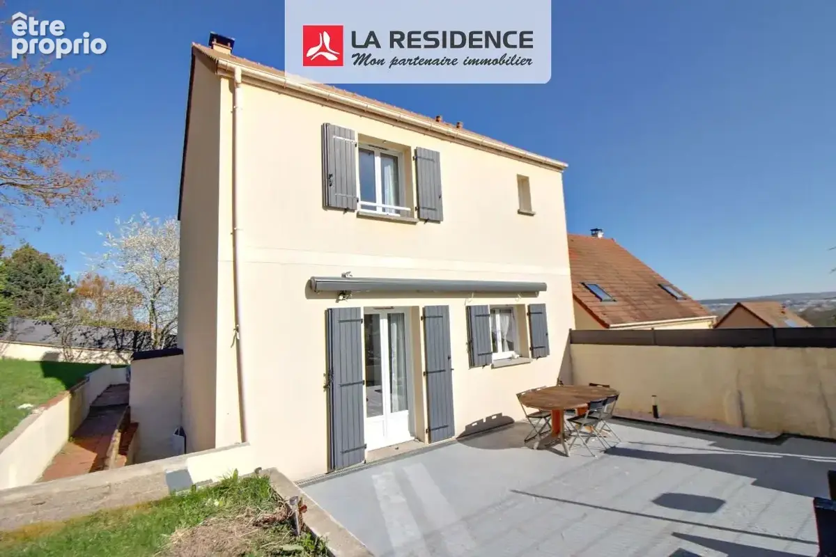 Maison 95 m² à Mantes-La-Ville  - photo 1