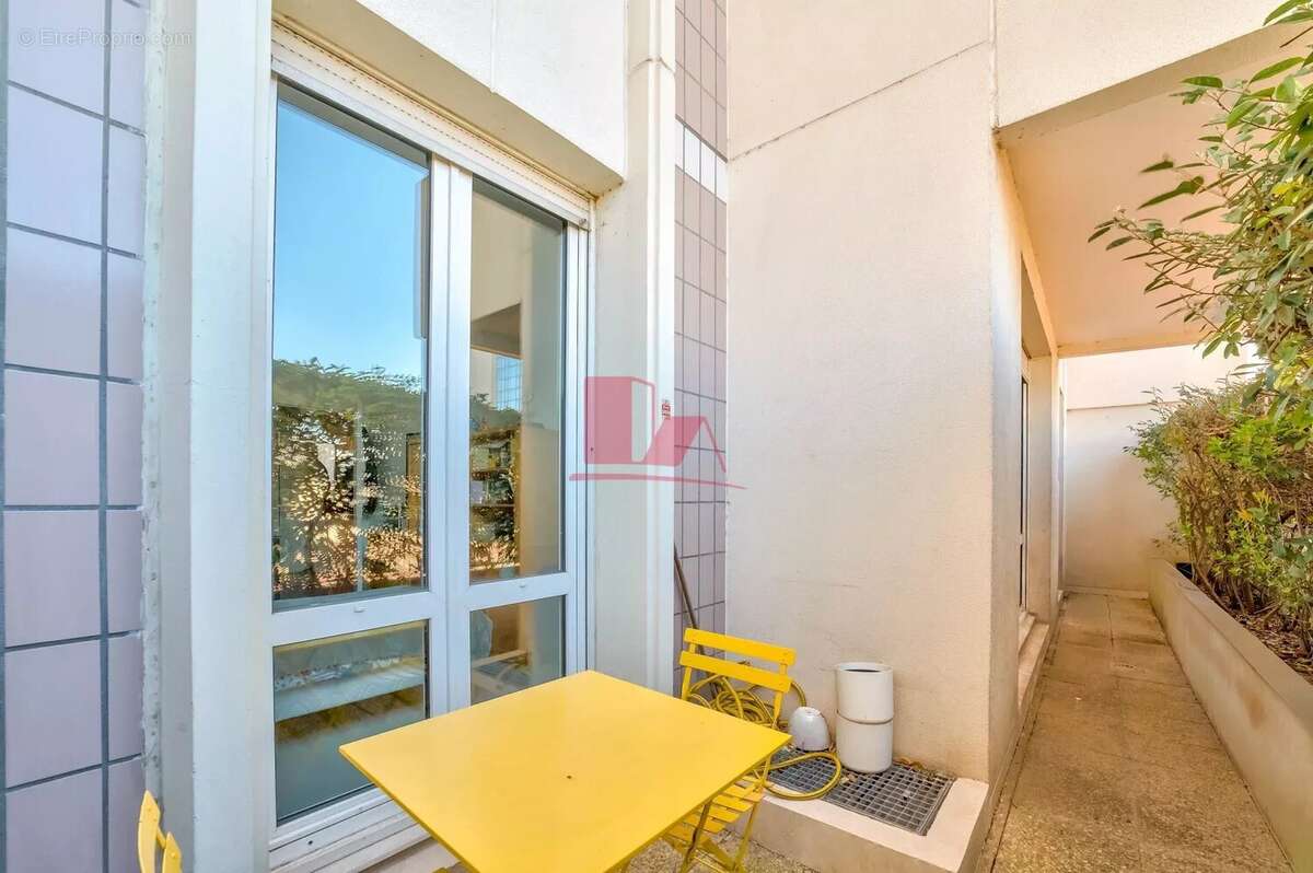 Appartement à ISSY-LES-MOULINEAUX