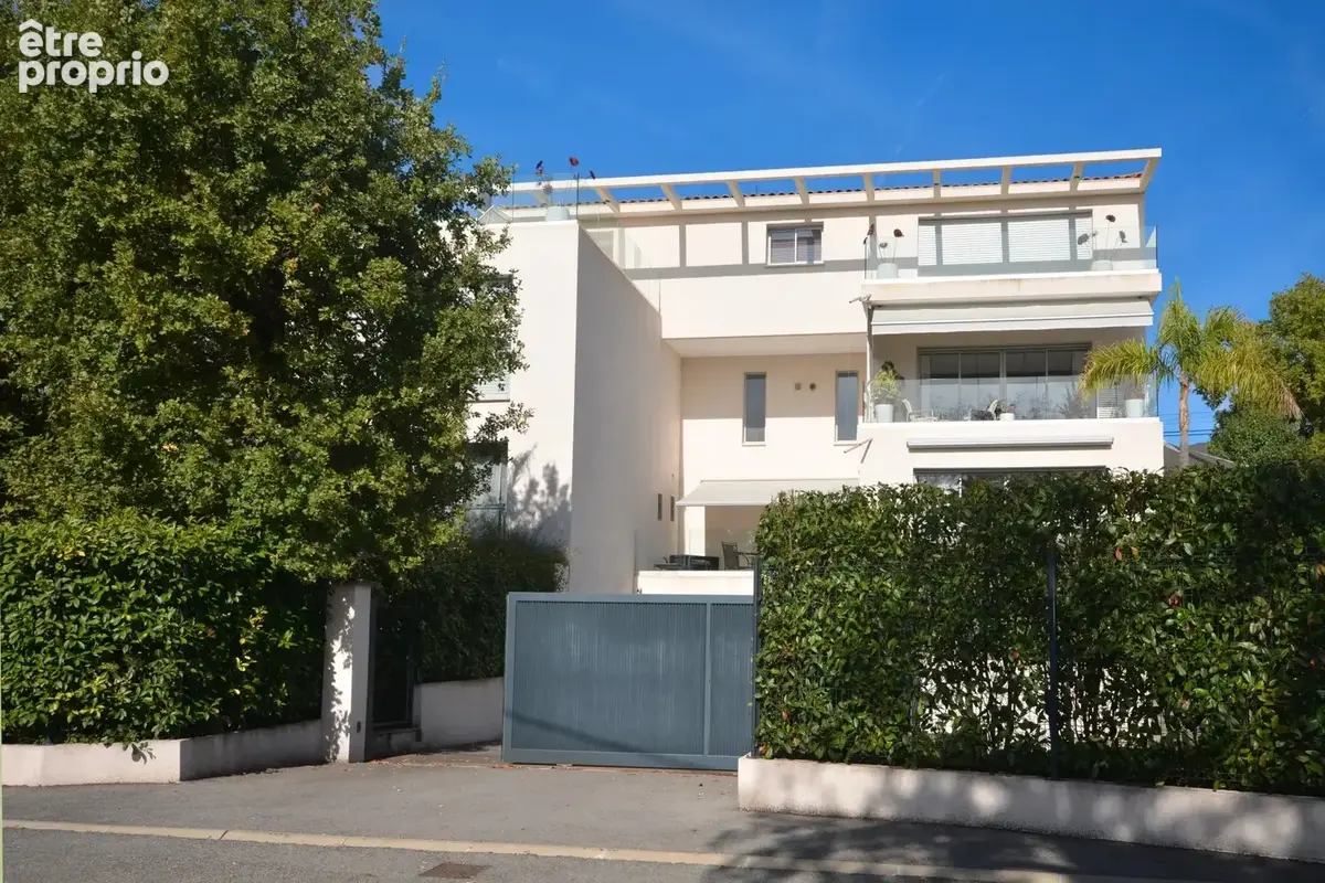 Appartement 3 pièces 84 m² à vendre à Vence (06140) - photo 2
