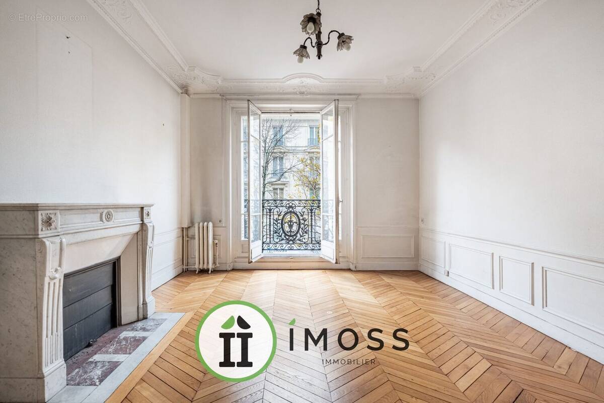 Appartement à PARIS-18E