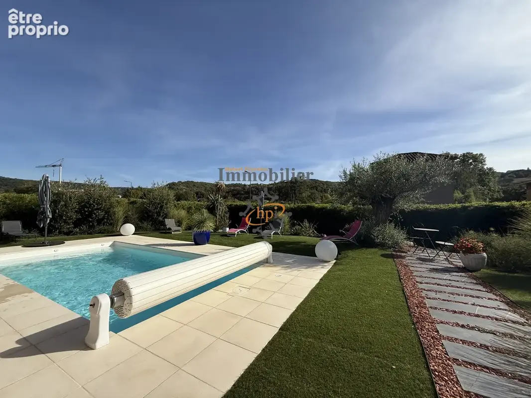 Vente Maison avec piscine de 178m2 à SAINT AFFRIQUE - photo 3