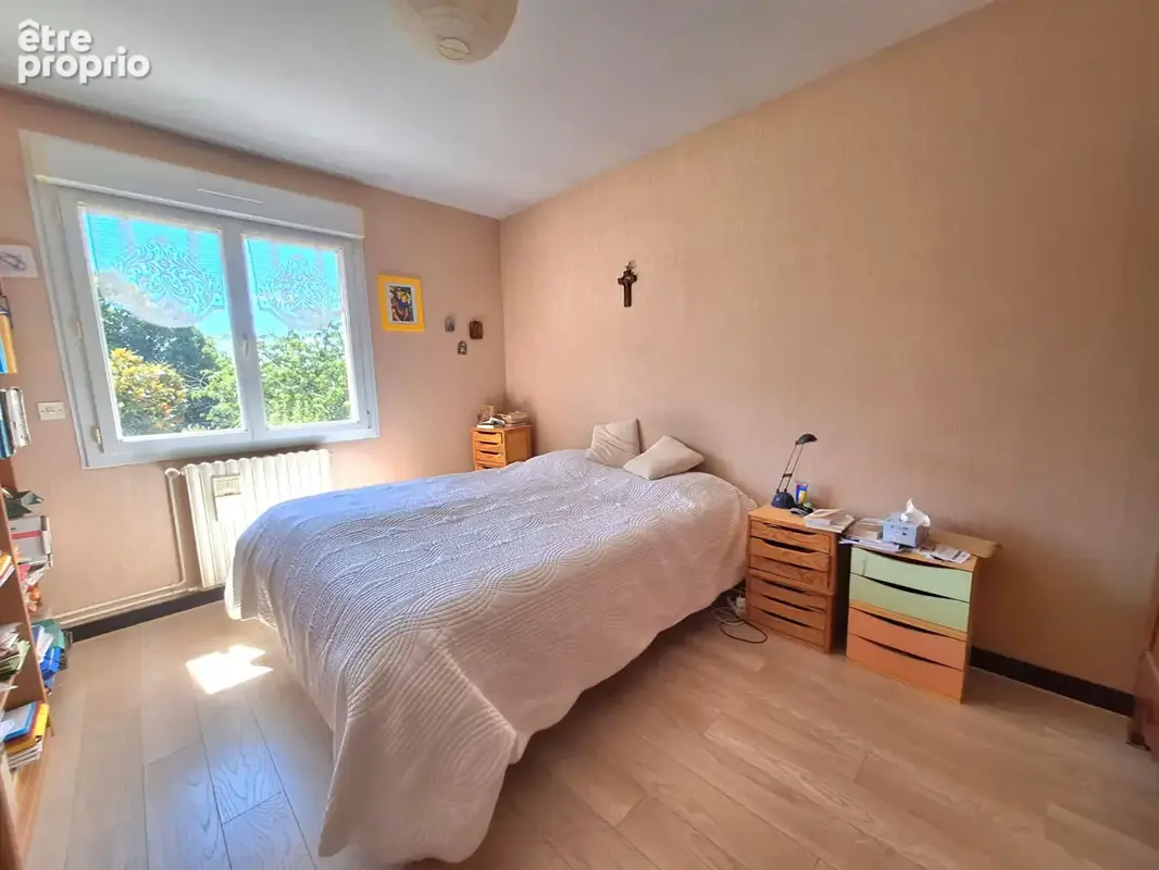Maison avec chambres plain pied - 164  m² - LES MAILLETS - photo 5