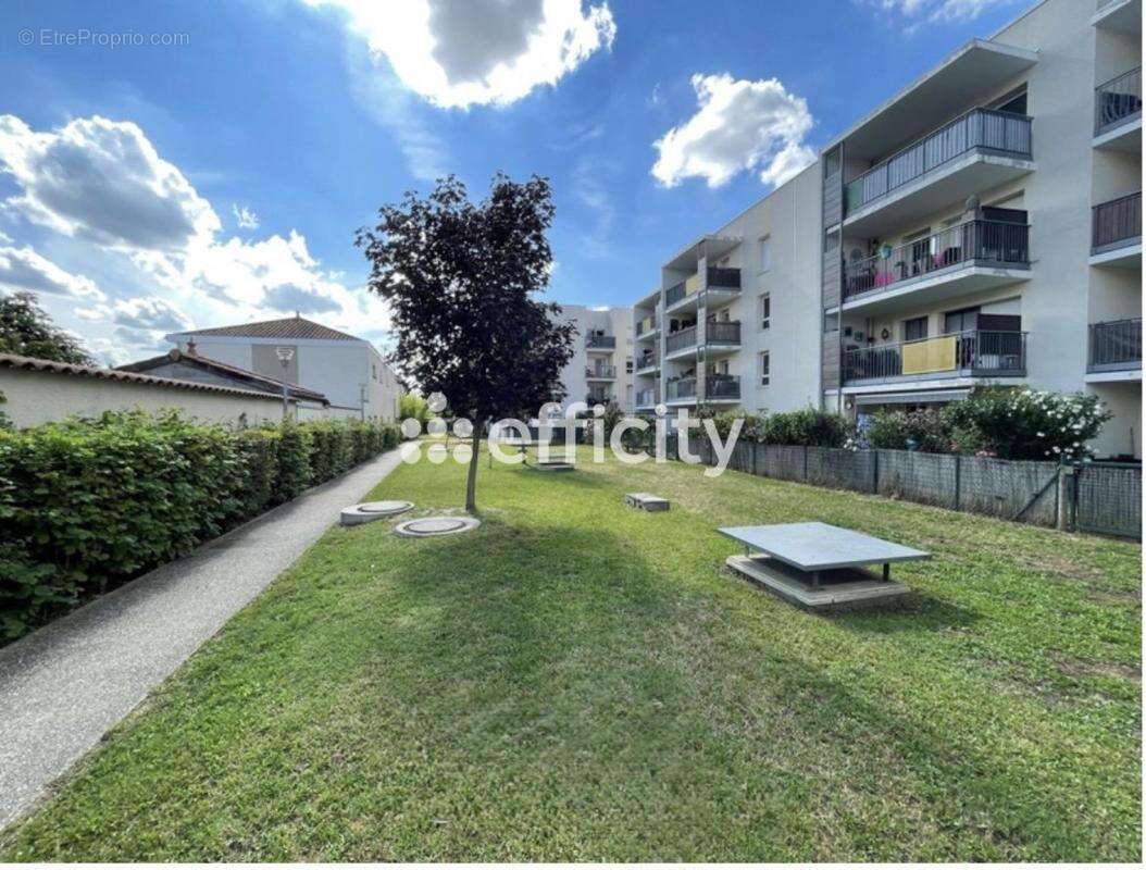 Appartement à VAULX-EN-VELIN