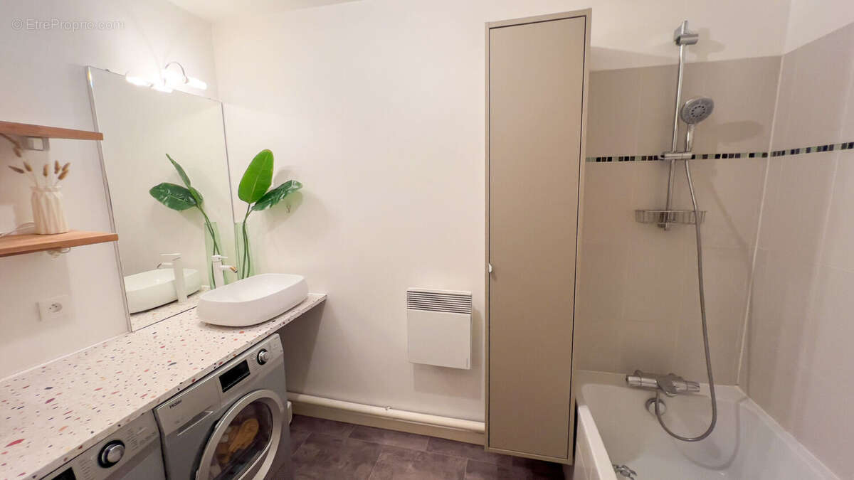 Appartement à SAINT-DENIS
