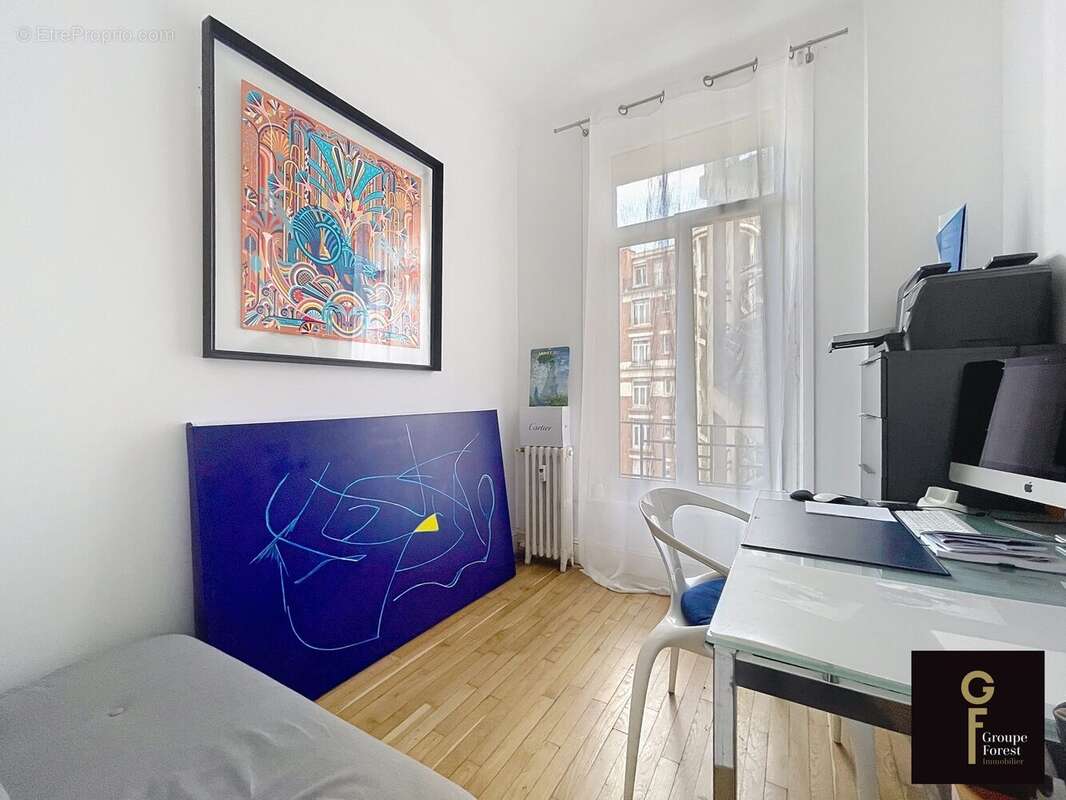 Appartement 125 m² à La Madeleine  - photo 8