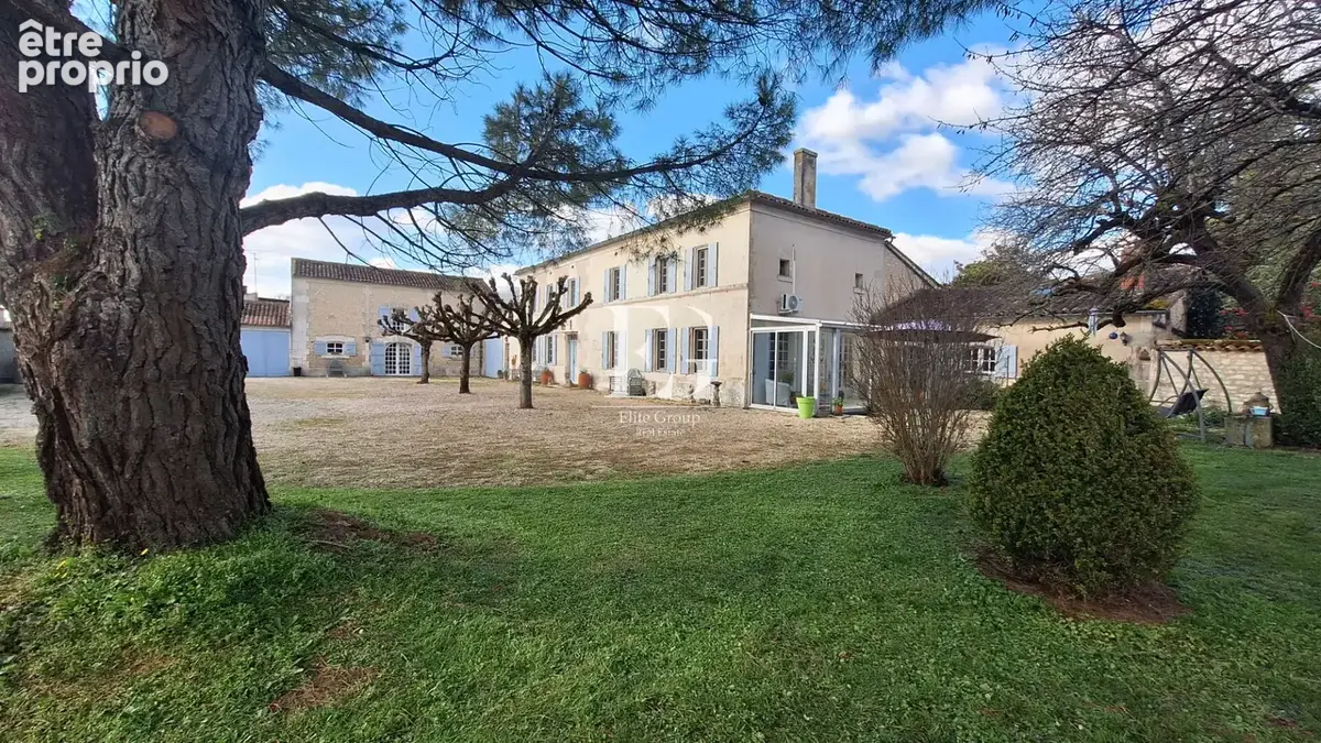 Maison à SEGONZAC