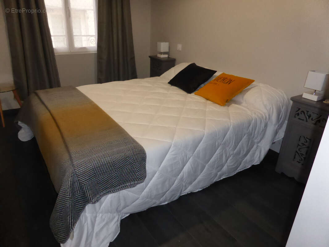 Maison à VILLEFRANCHE-DE-ROUERGUE