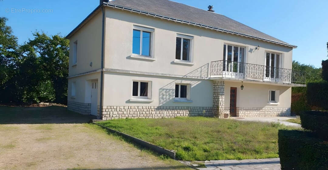 Maison à SAINT-MARTIN-LE-BEAU