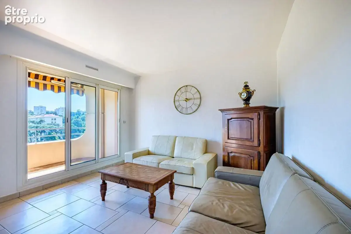 Vente appartement 3 chambres - 12ème étage - Balcon - Garage - Calme - photo 4