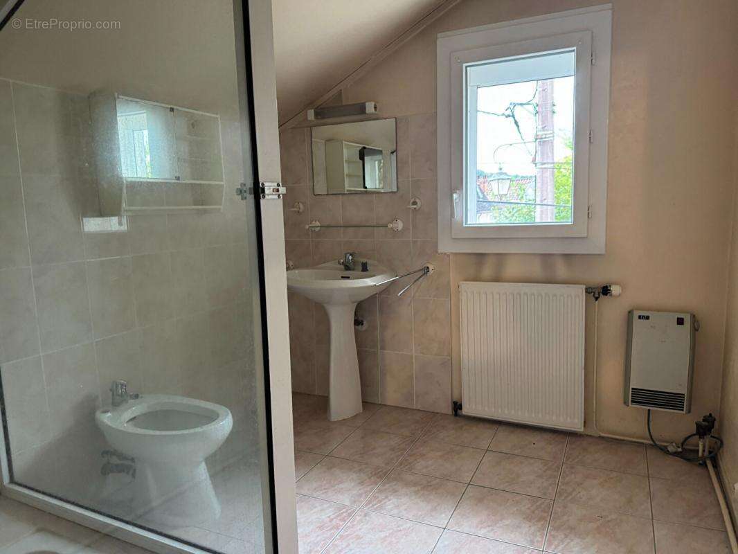 Maison à RAZAC-SUR-L&#039;ISLE