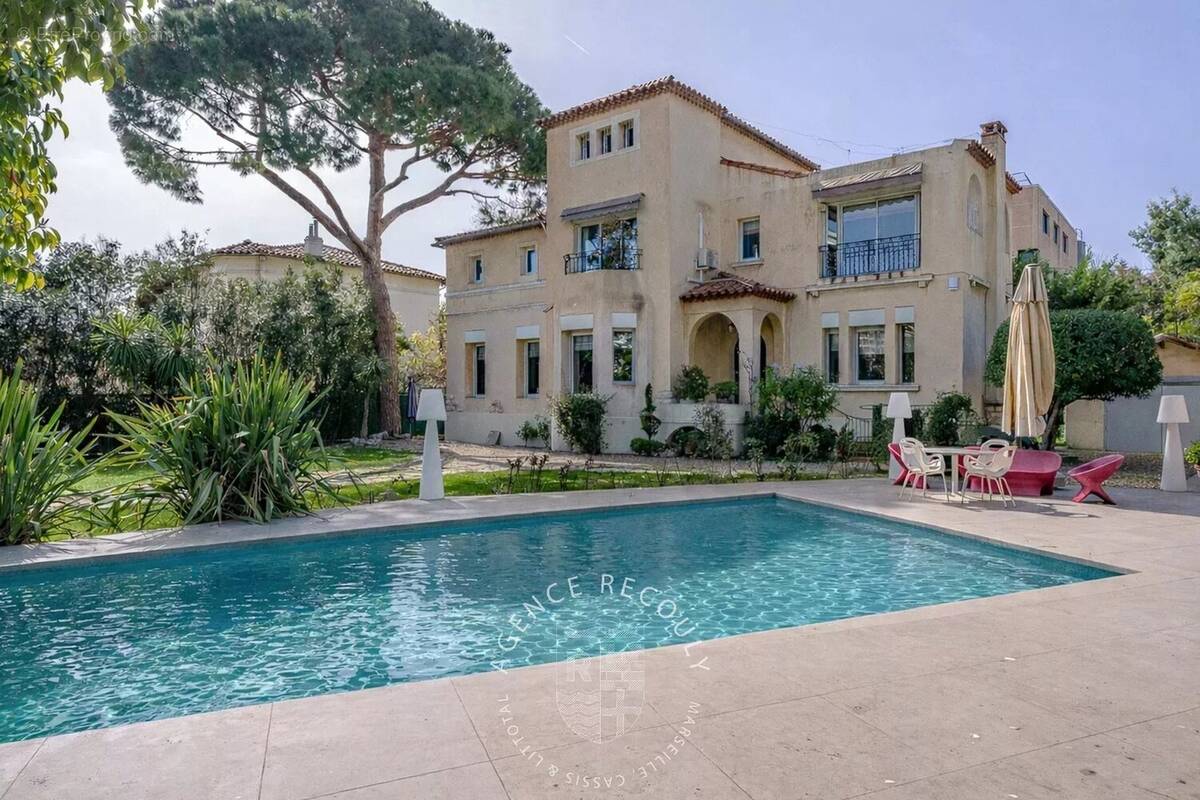 Maison à MARSEILLE-8E