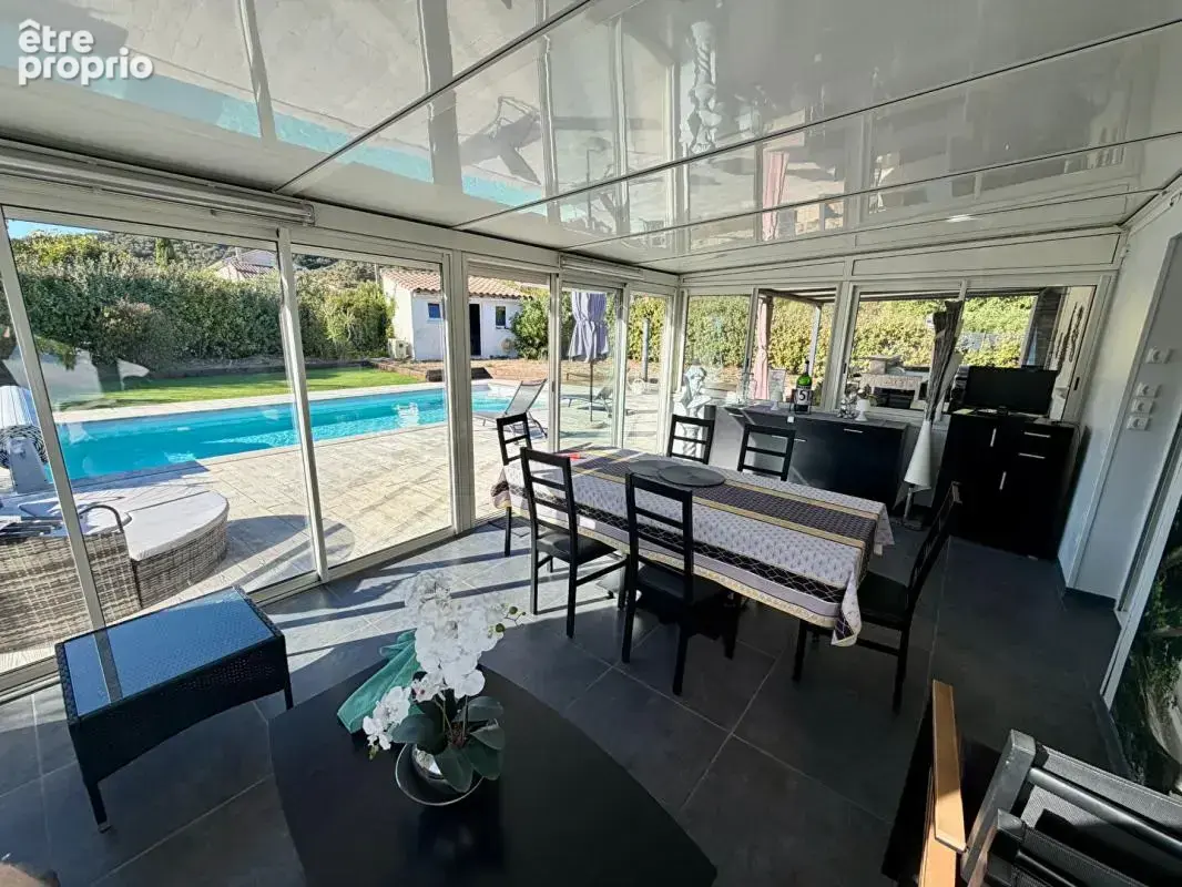 Maison de plain-pied avec piscine et studio indépendant - photo 15