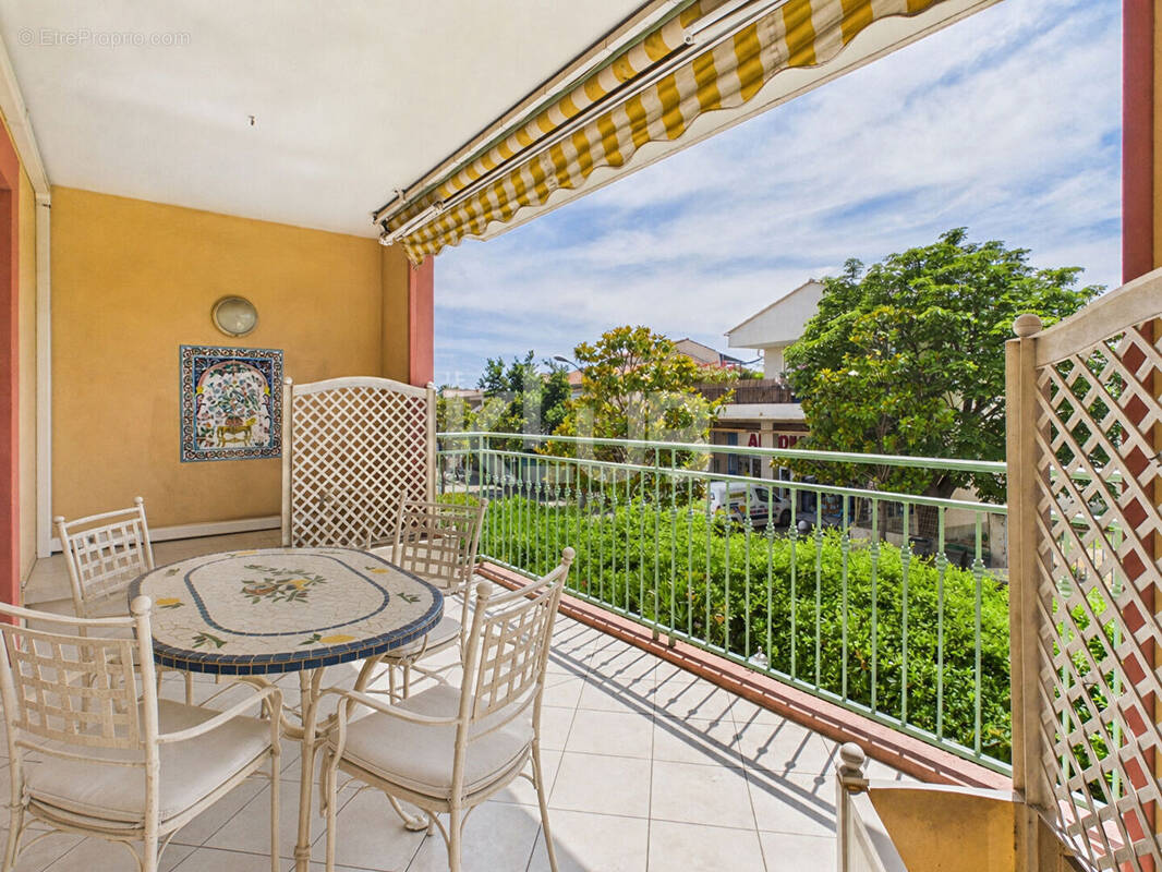 Appartement à SANARY-SUR-MER