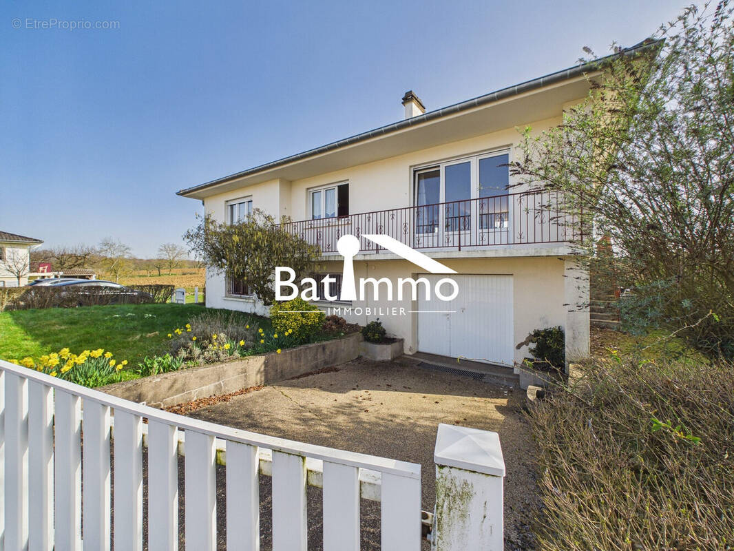 Maison à ARS-LAQUENEXY